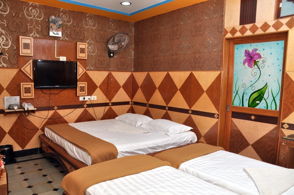 Hotel Shri Swarna'S Palace - A Business Class Hotel Tiruchirappalli Luaran gambar